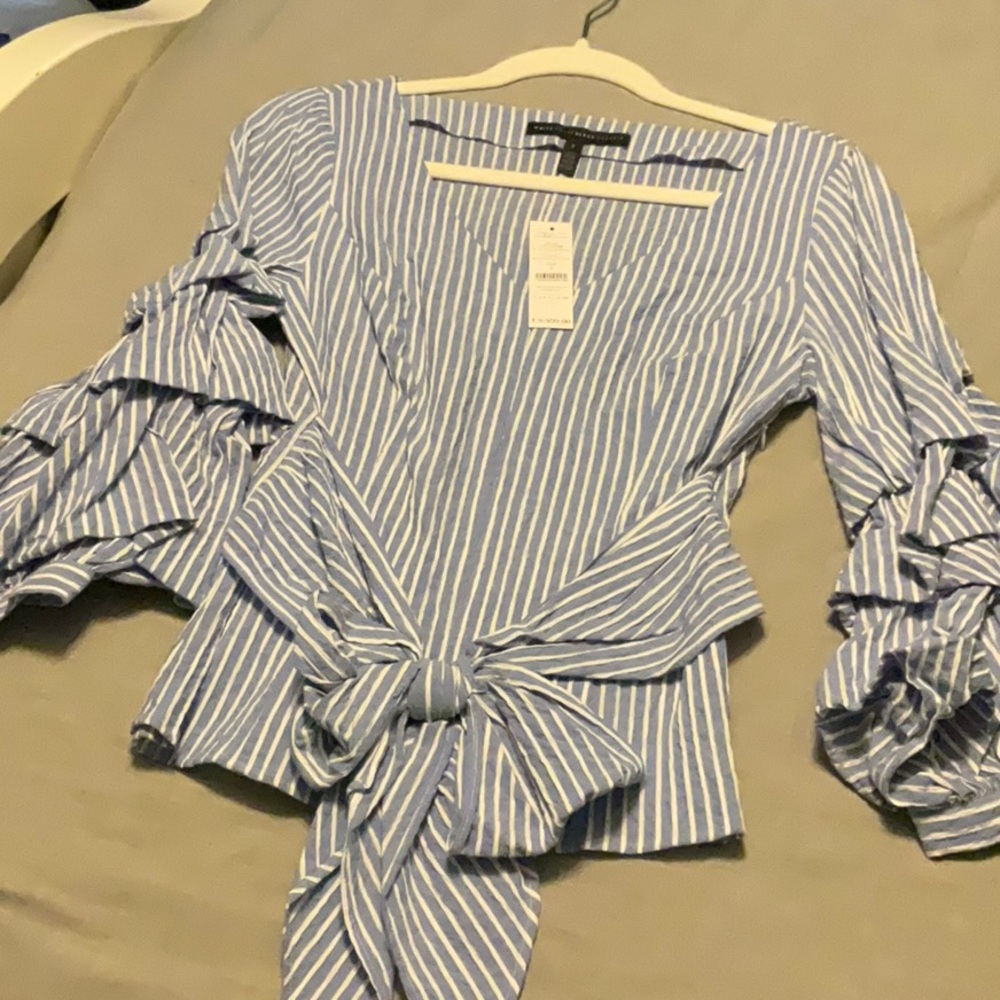 WHBM Blue Striped Women's Top - Picture 2 of 8